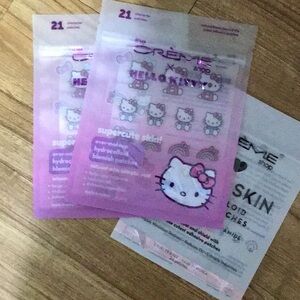 The Crème Shop Hello Kitty Blemish Patches